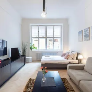 Luxury Apartment On Old Town Square Praha