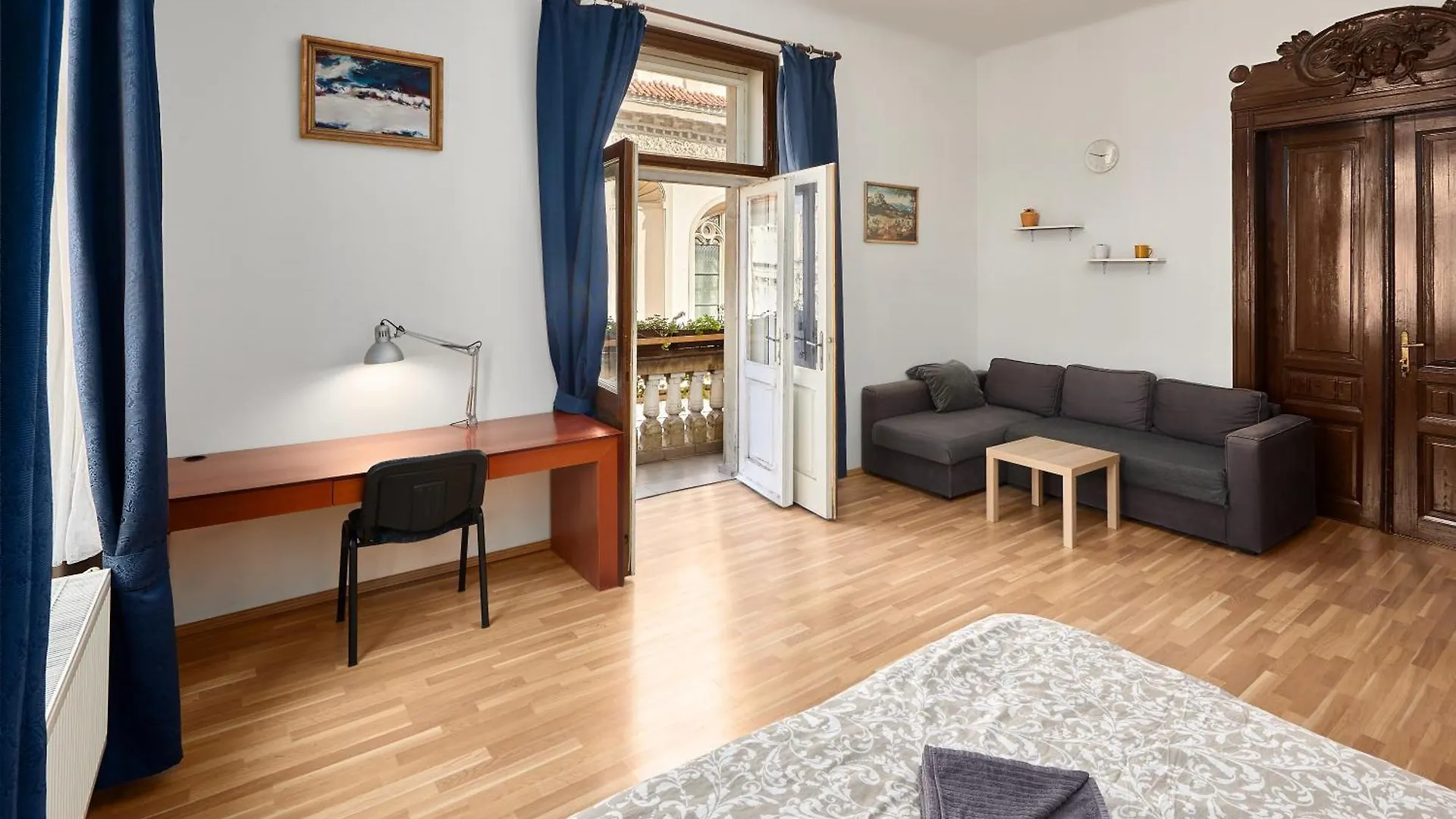Old Town & Parking Assistance Appartement Praag 0*,