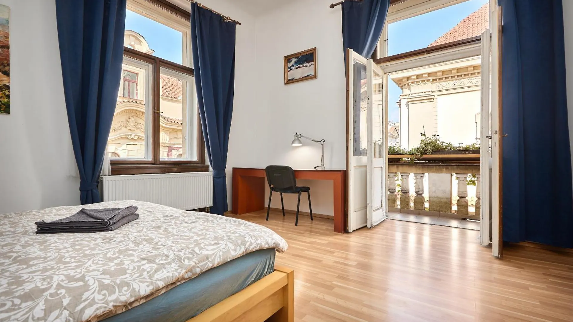 Old Town & Parking Assistance Appartement Praag Accommodatie bij particulieren