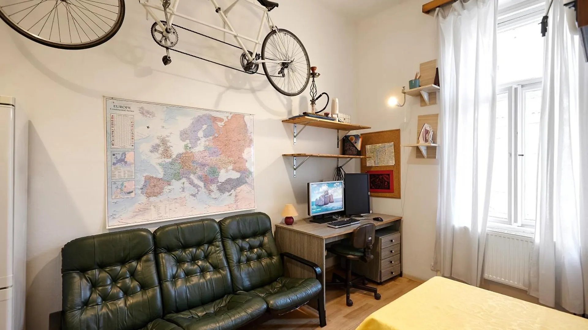 Old Town & Parking Assistance Appartement Praag Accommodatie bij particulieren